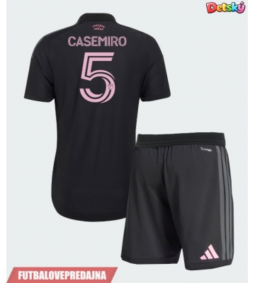 Lacne Dětský Futbalové dres Inter Miami Casemiro #5 2026-27 Krátky Rukáv - Preč (+ trenírky)